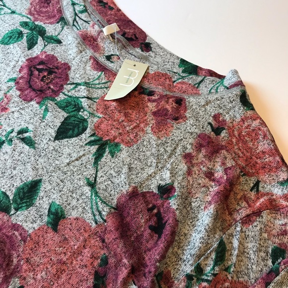 Maurice’s Dressy Casual Top 2X Floral print - Picture 1 of 7